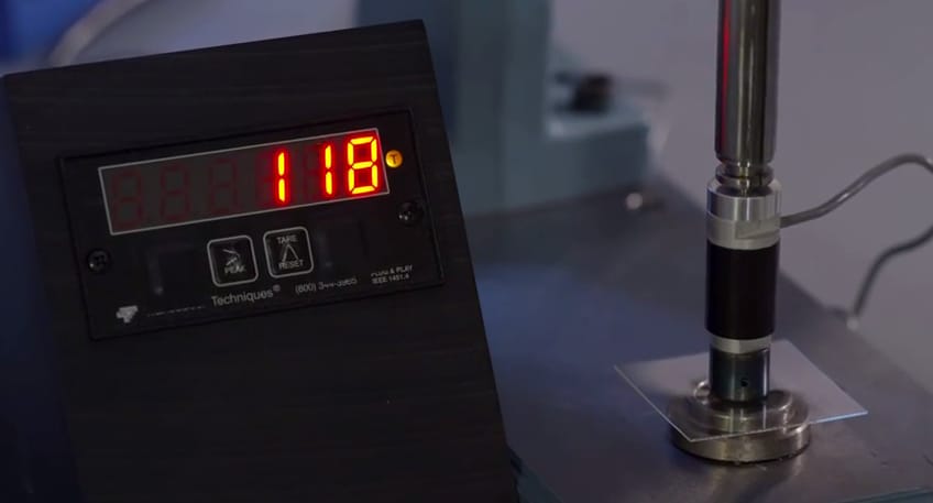 Videó: most ön is láthatja, mit bír ki a vadonatúj Gorilla Glass 4