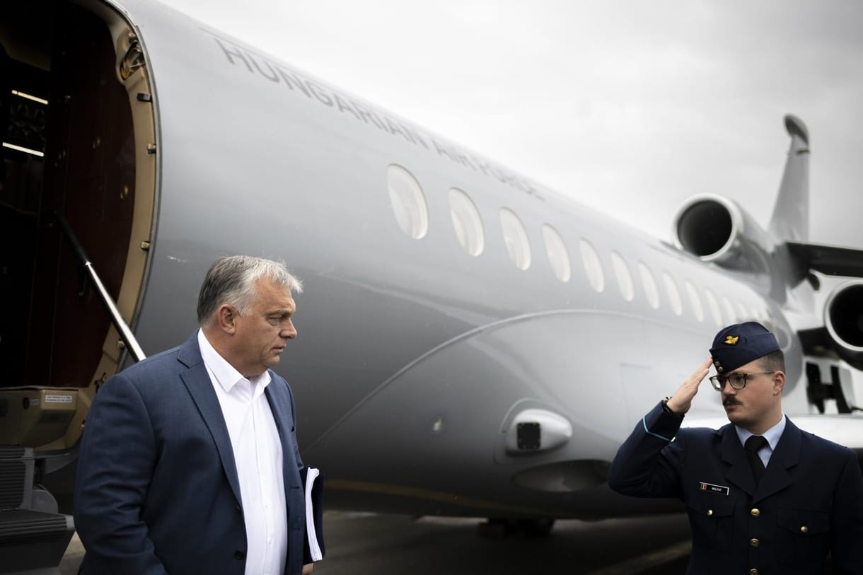 Titkolóznak Orbán e heti programjáról: a katari vb és az EU-csúcs között ingázhat, de a honvédségi luxusjettel teszi?