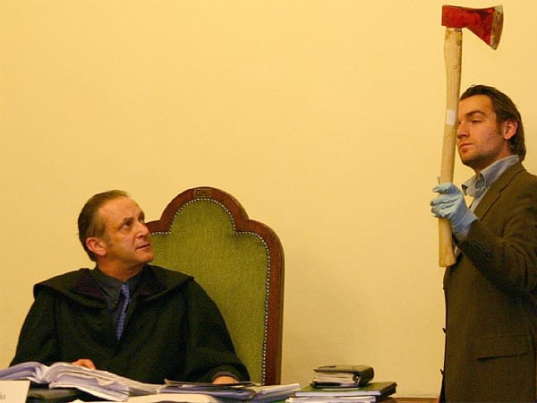 Huszonhatszor csapott le Safarov, majd még ölni akart