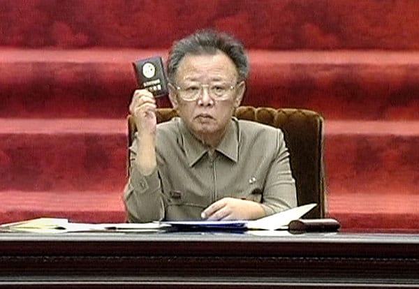 Az észak-koreai elitnek 200 teherautónyi ajándék érkezett Kínából