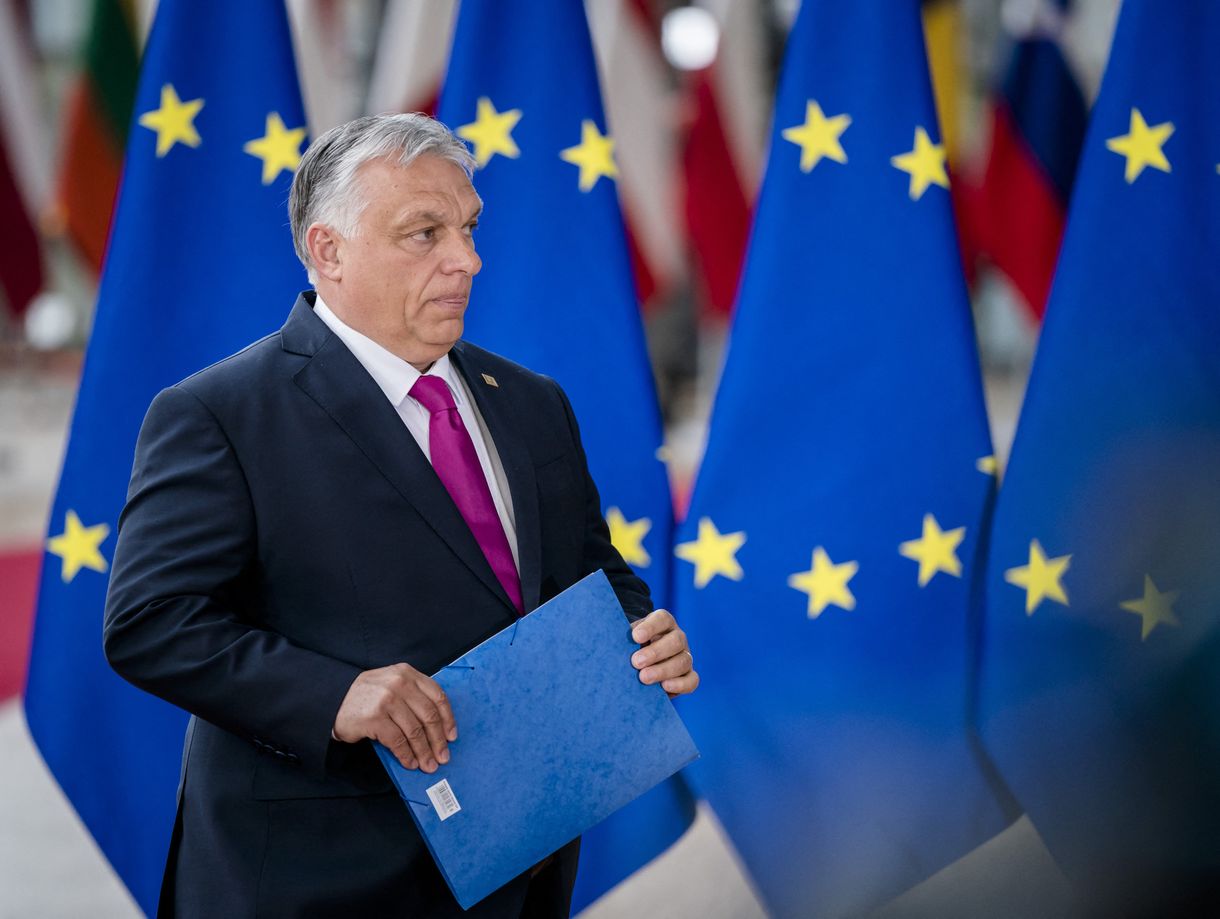 Die Zeit-kommentár: Orbán Viktor a zsaroló, az ideológus, a (több mint) szerencsejátékos
