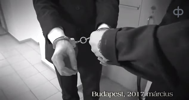 Bilincsben ábrázolták Gyurcsányt, elvesztette a pert