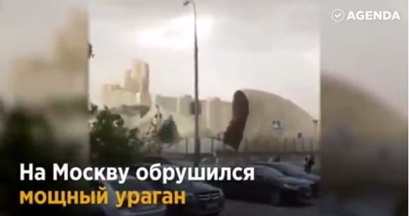 Sokkoló videó jött a 14 halálos áldozatot követelő moszkvai viharról
