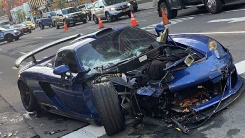 Videón, ahogyan összetört Manhattanben egy szuperritka Gemballa Mirage GT