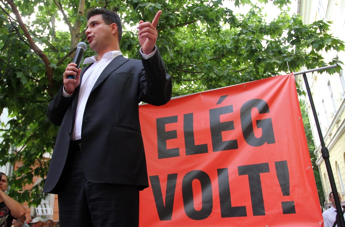 Mesterházy: azonnali intézkedés kell a svájci frank árfolyama miatt