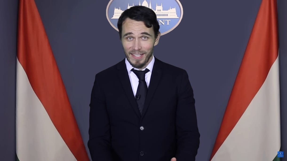 „Bosszúból a Külügyminisztérium lepontozza az Avatar 2-t” – Kormányinfó-paródia az Aranybulláról