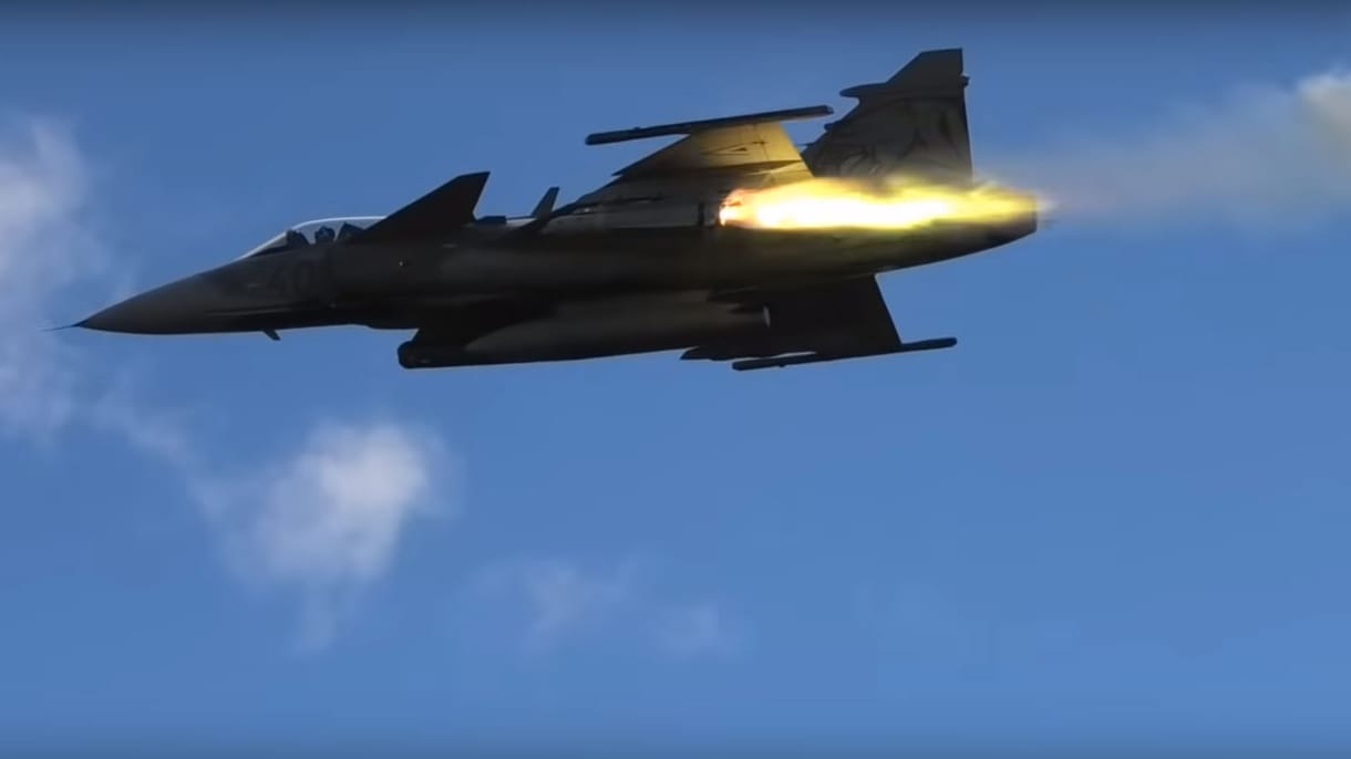 Sürgősen otthont kell találni a honvédség Gripenjeinek