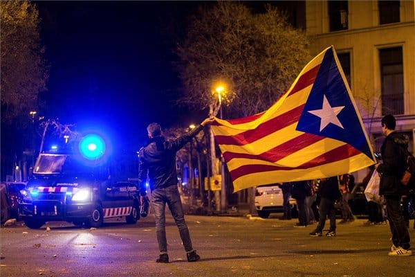 Tovább akadályozza a spanyol kormány a katalán függetlenséget