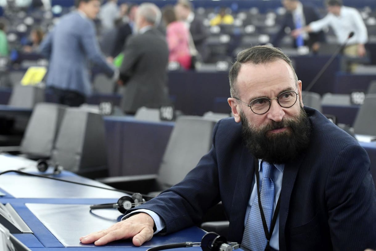 Lemondott Szájer József