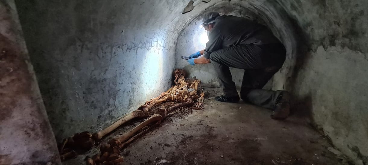Szokatlan holttestet találtak egy ősi pompeji sírban
