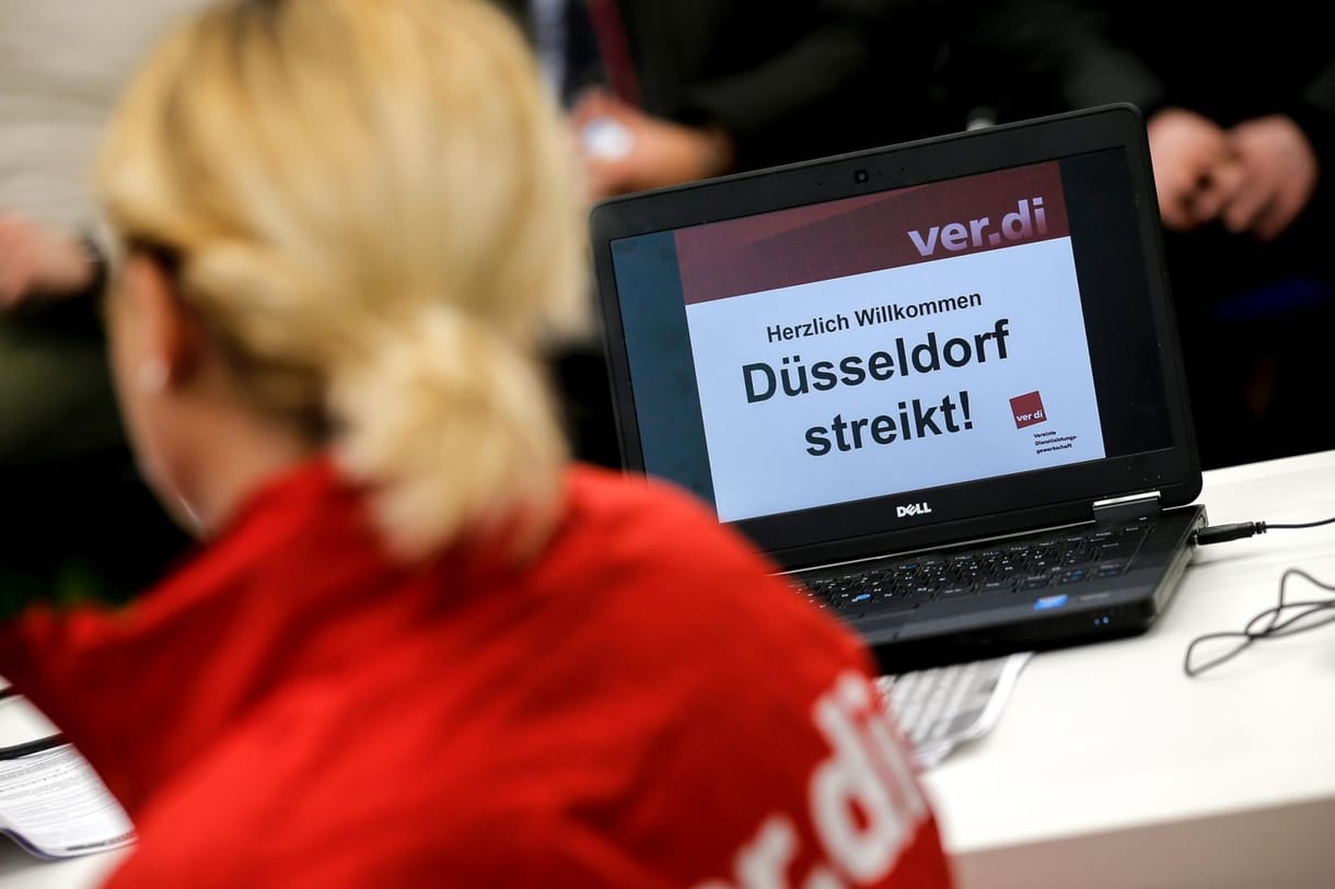 Dübörög a német repülőtéri sztrájk, magyarokat is érint