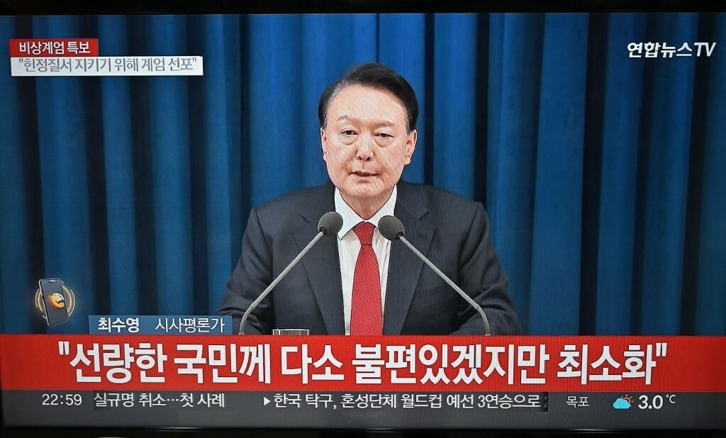 Vádat emeltek Jun Szog Jol felfüggesztett dél-koreai köztársasági elnök ellen