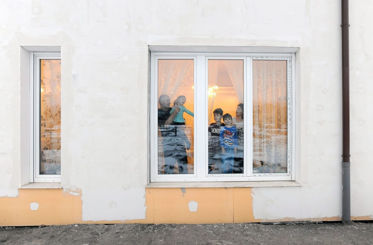 Ezért húzzák el a kivitelezést – tovább emelkednek a lakásárak