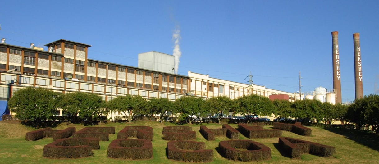Beperelték a Hersheyt, amiért az étcsokoládéja nehézfémeket tartalmaz