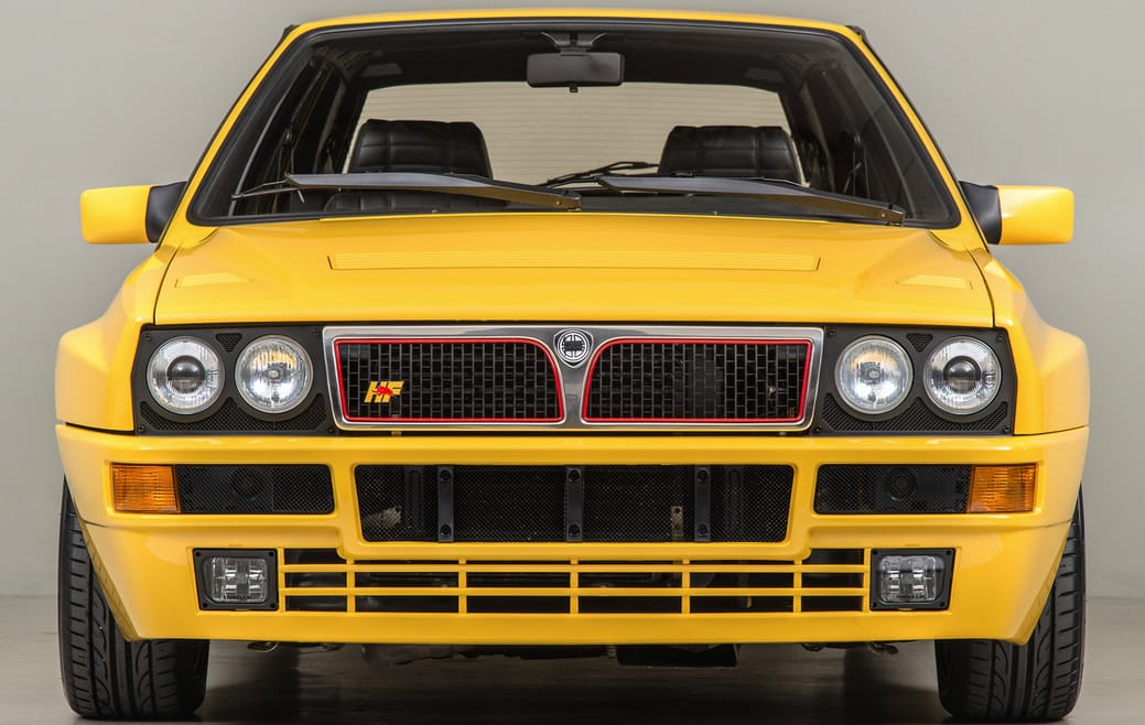 Ferrari-sárga színben várja új gazdáját ez a makulátlan Lancia Delta HF Integrale