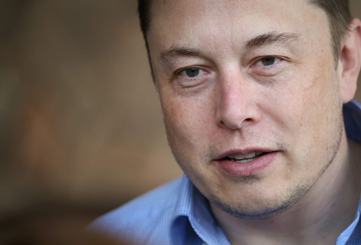 Elon Musk: Tömeges leépítés lesz a Teslánál