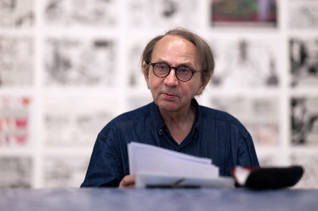Most, hogy Michel Houellebecq megírta, mi jöhet 2027-ben, kezdhetünk aggódni