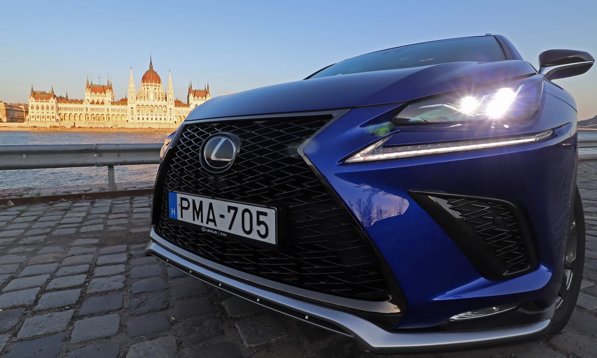 Farkasbőrbe bújt bárány: teszten a Lexus NX300h