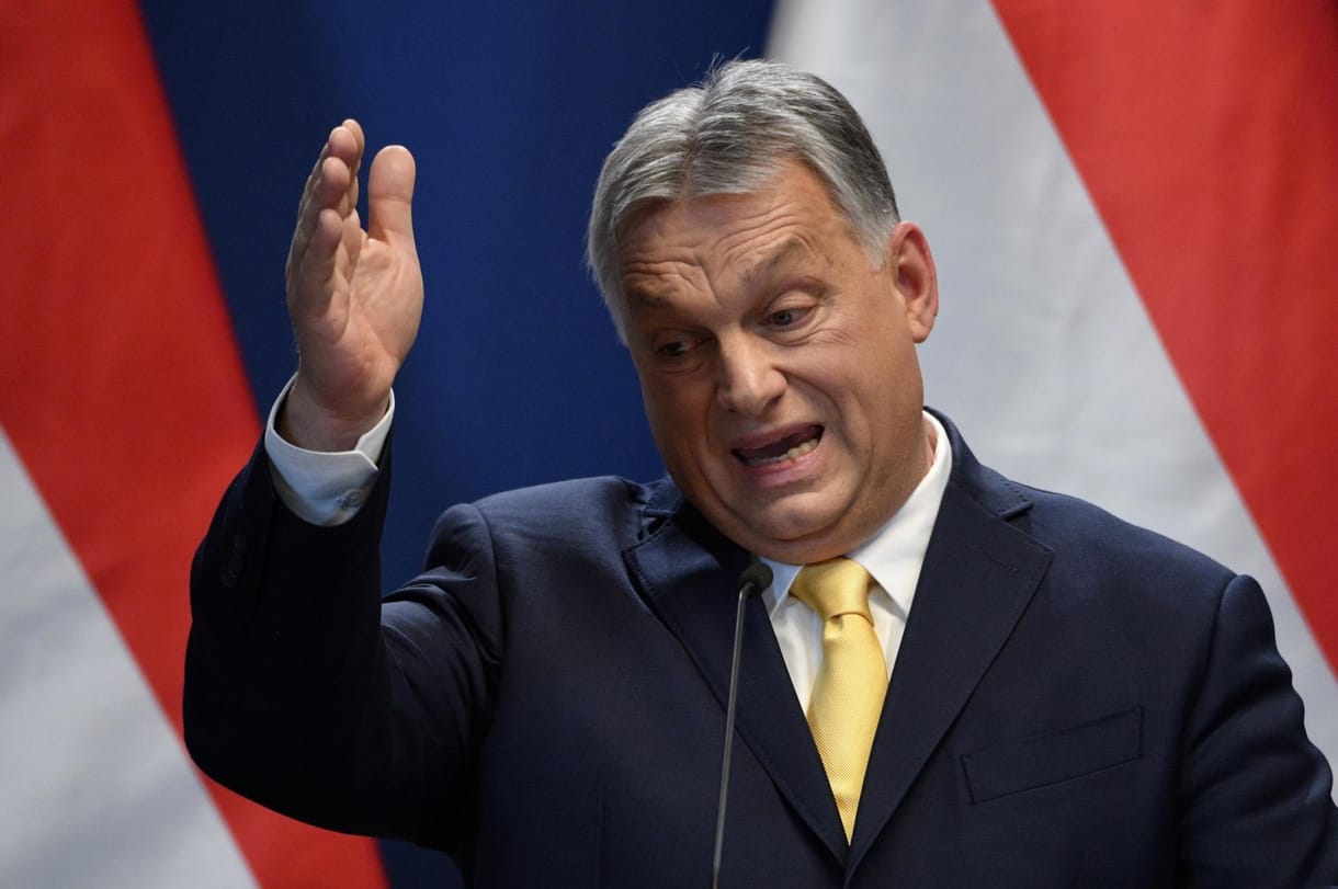Négymilliárdot ad a kormány a budapesti foci-Eb szurkolói programjaira