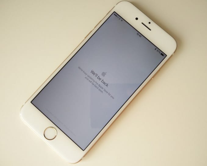 Leállt az Apple online boltja