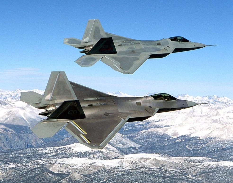 Az USA vadászbombázókat küldött Dél-Koreába
