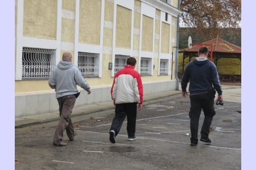 Lopott az osztálypénzből, és az óvodából is, már rendőrök várták