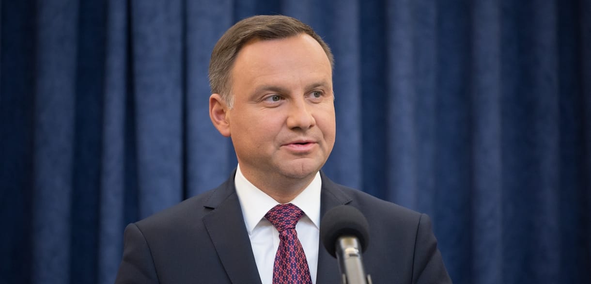 Félre az illúziókkal: csak saját hatalmát erősítené a lengyel elnök