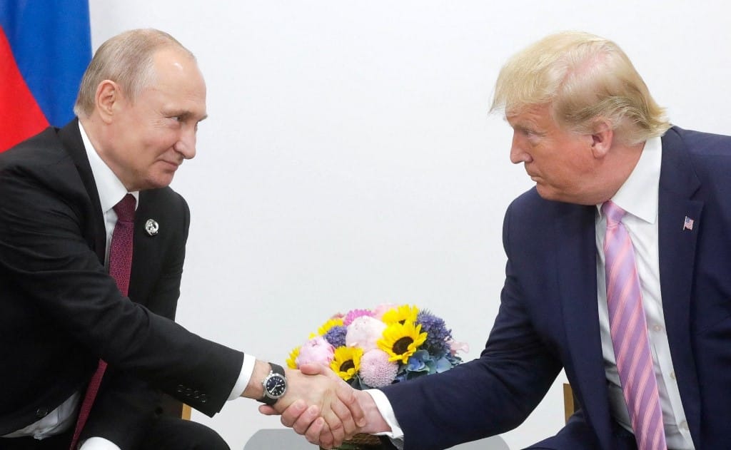 A Kreml szerint Putyin és Trump megbízik egymásban, Ukrajna viszont szabotálja a tűzszüneti tárgyalásokat