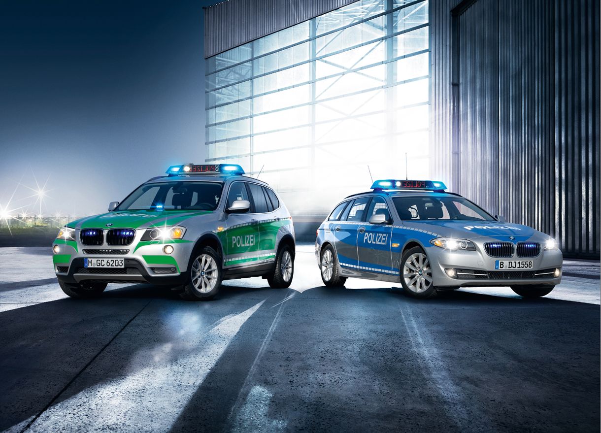 Mit kínál a BMW a rendőröknek?