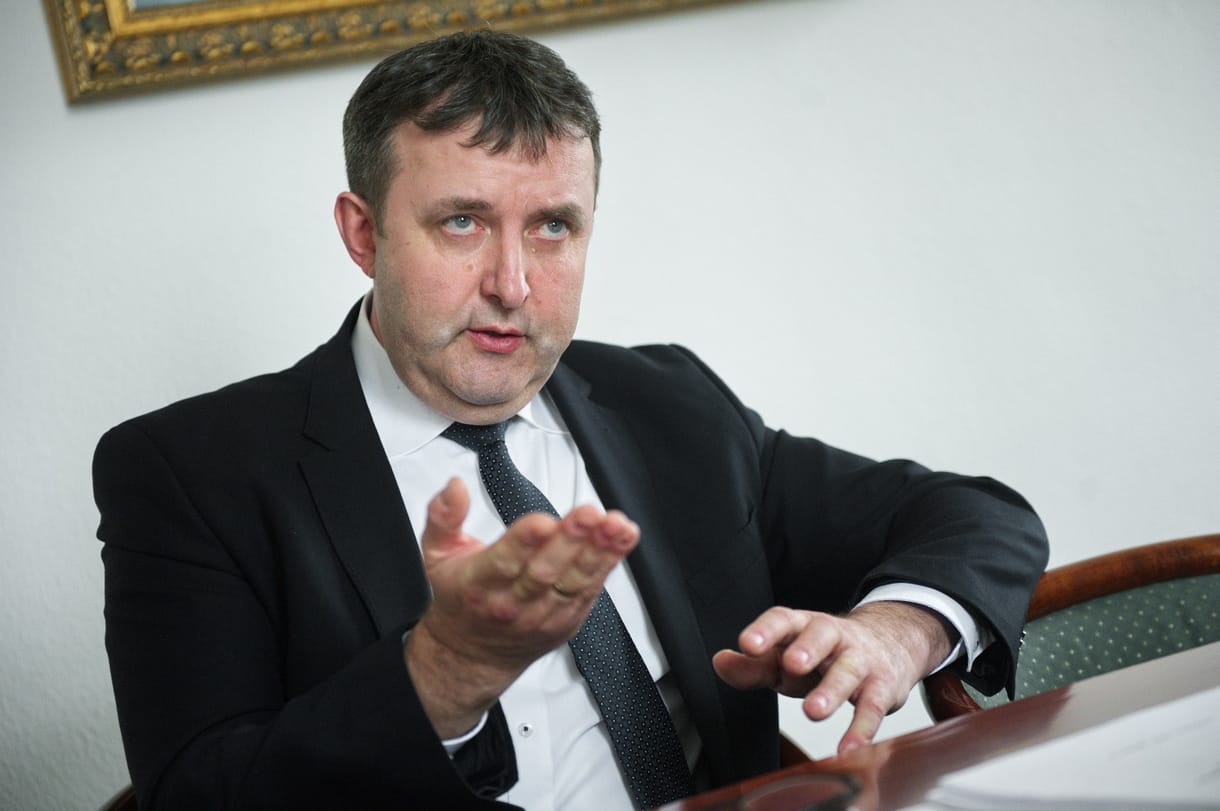 Palkovics: Felül kell vizsgálni a Színművészeti Egyetem etikai kódexét
