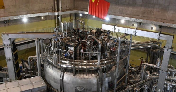 Kína bekapcsolta a mesterséges Napját, ami 150 millió Celsius-fokot képes létrehozni