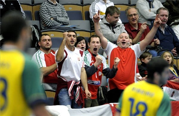 Kézilabda-vb: pénteken az olimpiára jutás lehetősége a tét