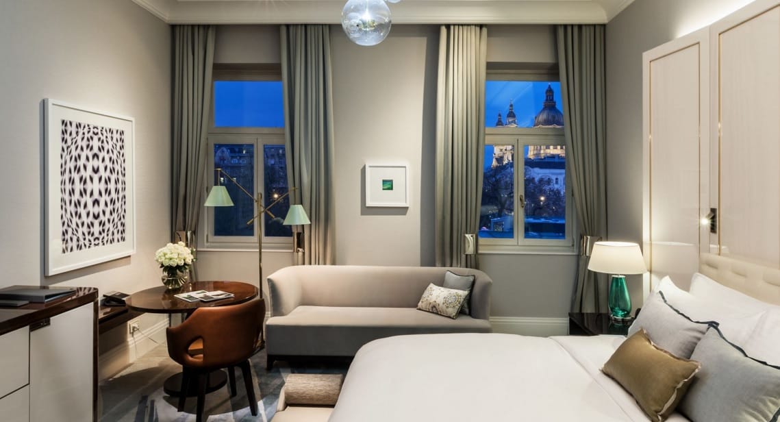 Nézzen be Budapest legújabb luxushotelébe – fotók