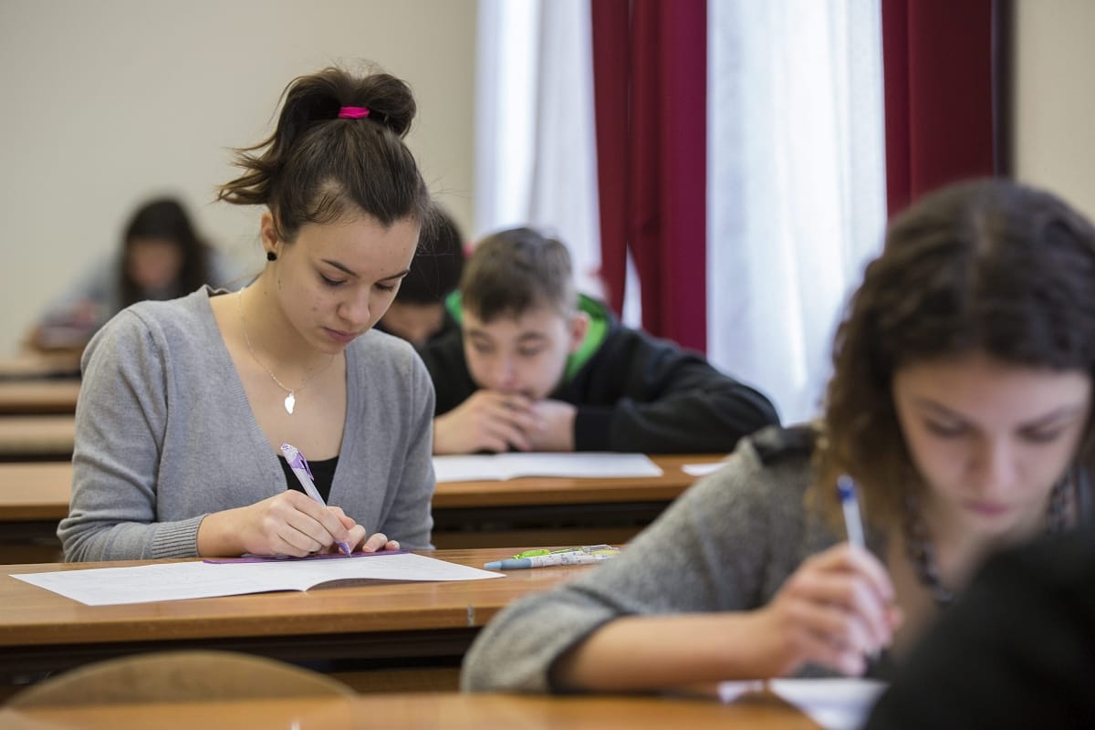 Középiskolai felvételi: ne stresszeljük a gyereket!
