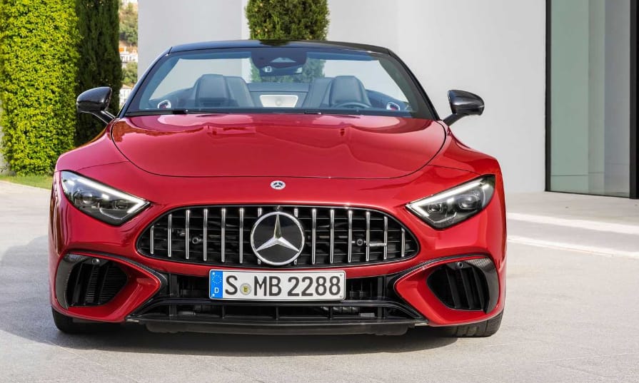 Tovább él a biturbó V8: itt a teljesen új Mercedes SL