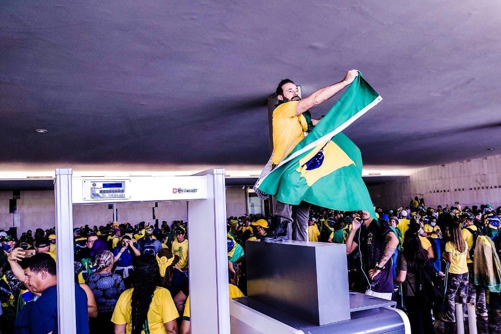 Brazília a kongresszus megrohamozása után: szükségállapot és közel kétszáz letartóztatott