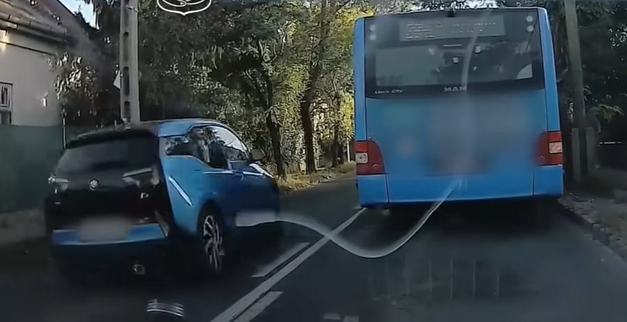 Repkedtek a bírságok, miután civil autóval járták az utcákat a rendőrök