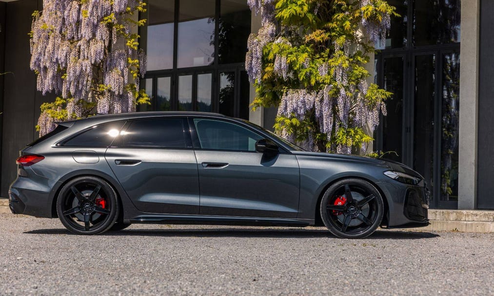 Szemrevaló és igen erős új Audi sportkombi érkezett