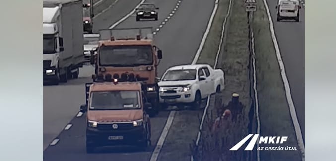 Az ilyen jelenetek miatt bekamerázzák a közútkezelő autóit – videó