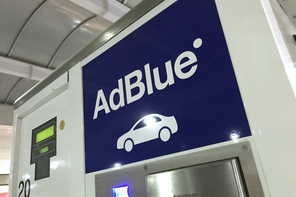 Az OMV is korlátozza a tankolható AdBlue mennyiségét