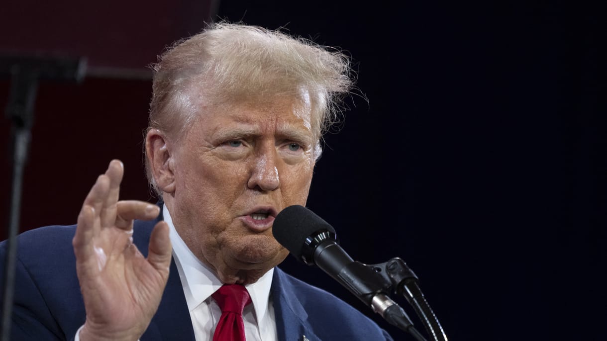 Vége a korlátozásnak: Donald Trump visszatérhet az Instagramra és a Facebookra is