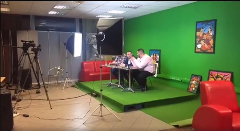 Habonyék megjelentek a Dikh TV-nél, majd kivásárolták az alapítót