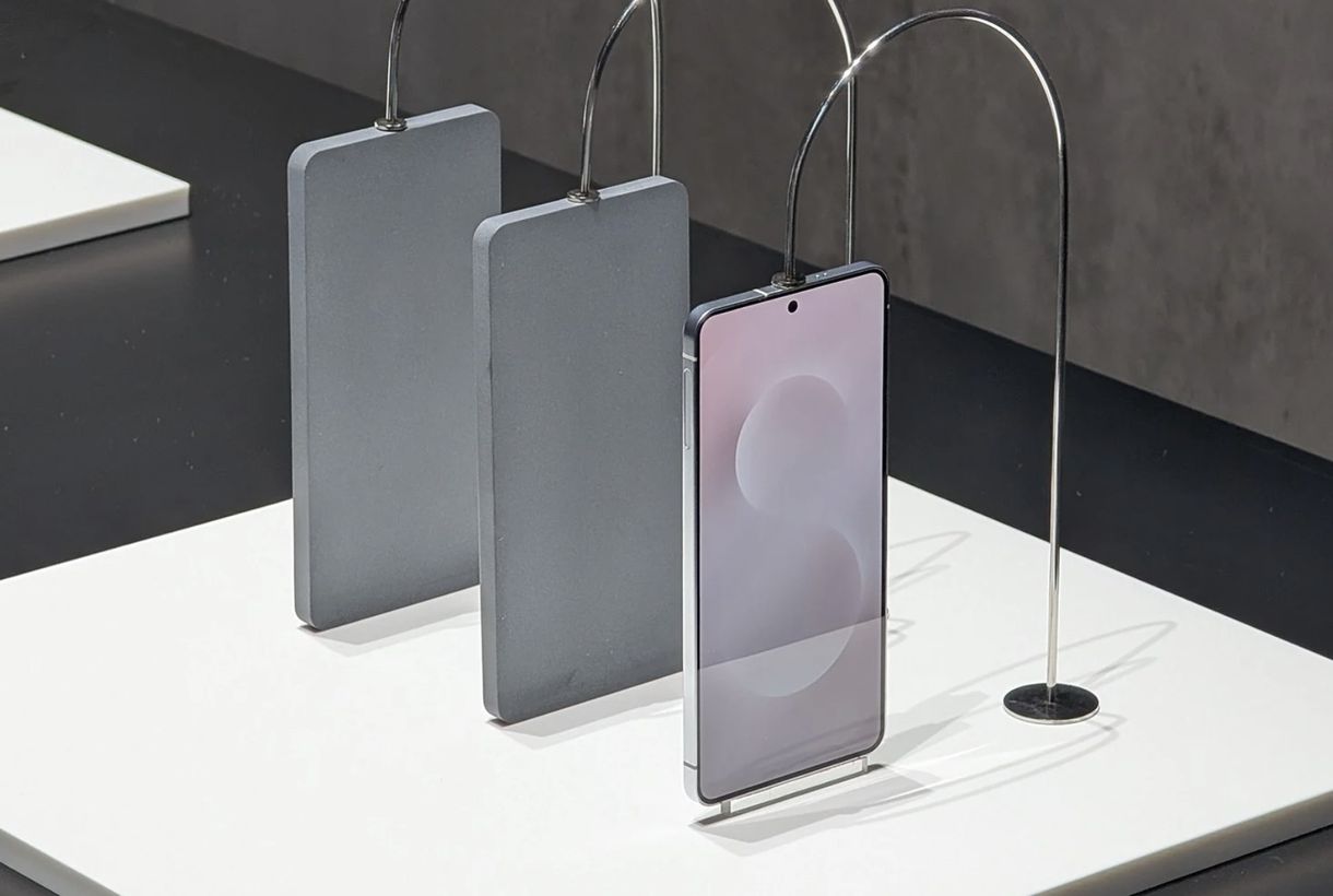 Megvan a dátum, mikor jön a Samsung legvékonyabb mobilja, a Galaxy S25 Edge