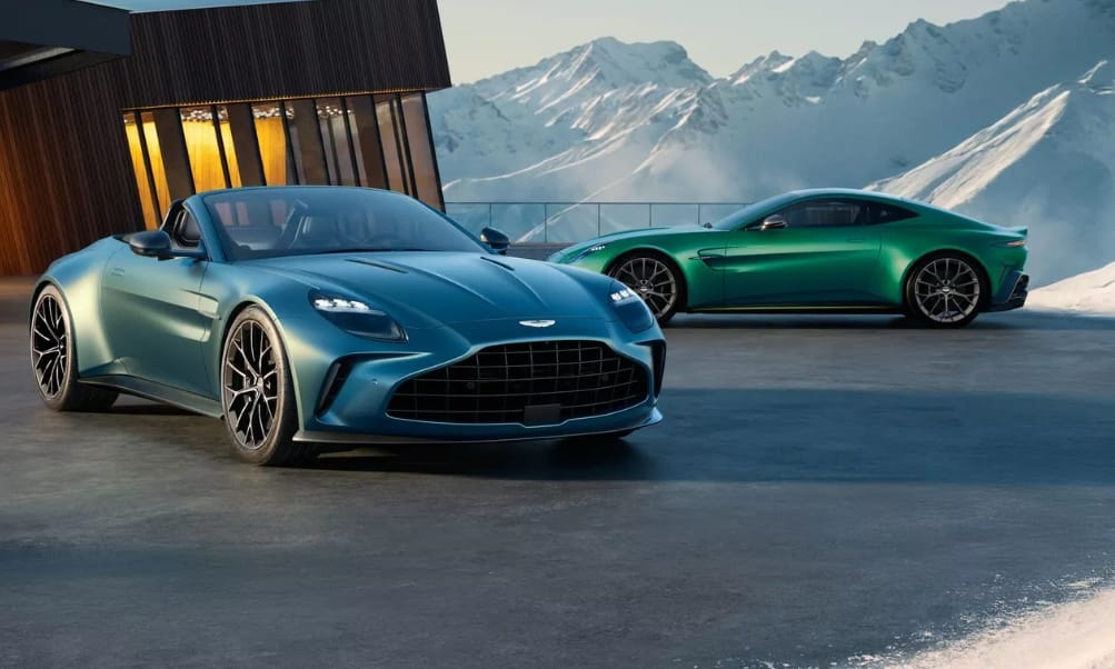 Rekordgyorsan nyitja tetejét a legújabb gyönyörű Aston Martin kabrió