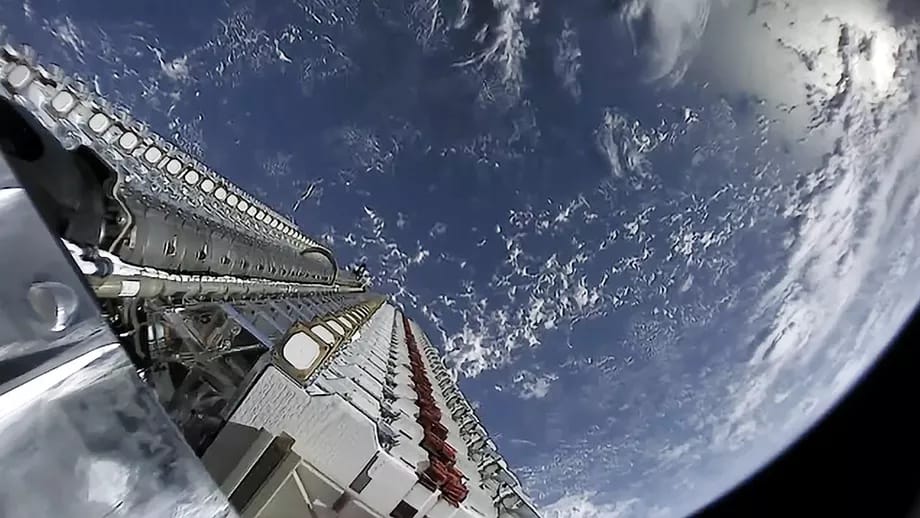 Újabb 60 műholdat lőtt fel a SpaceX, de Elon Musk ígéri, ezek már nem lesznek zavarók
