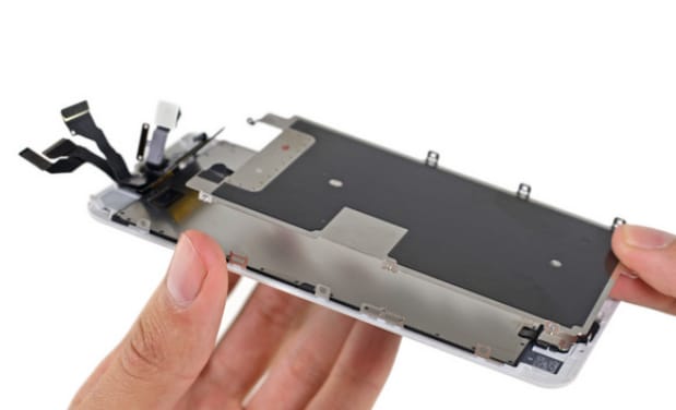 Beperelt egy kis javítóműhelyt az Apple, és vesztett