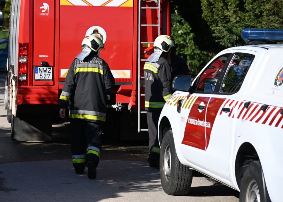 A rakparton, és egy Széll Kálmán téri dohányboltban is tűz ütött ki
