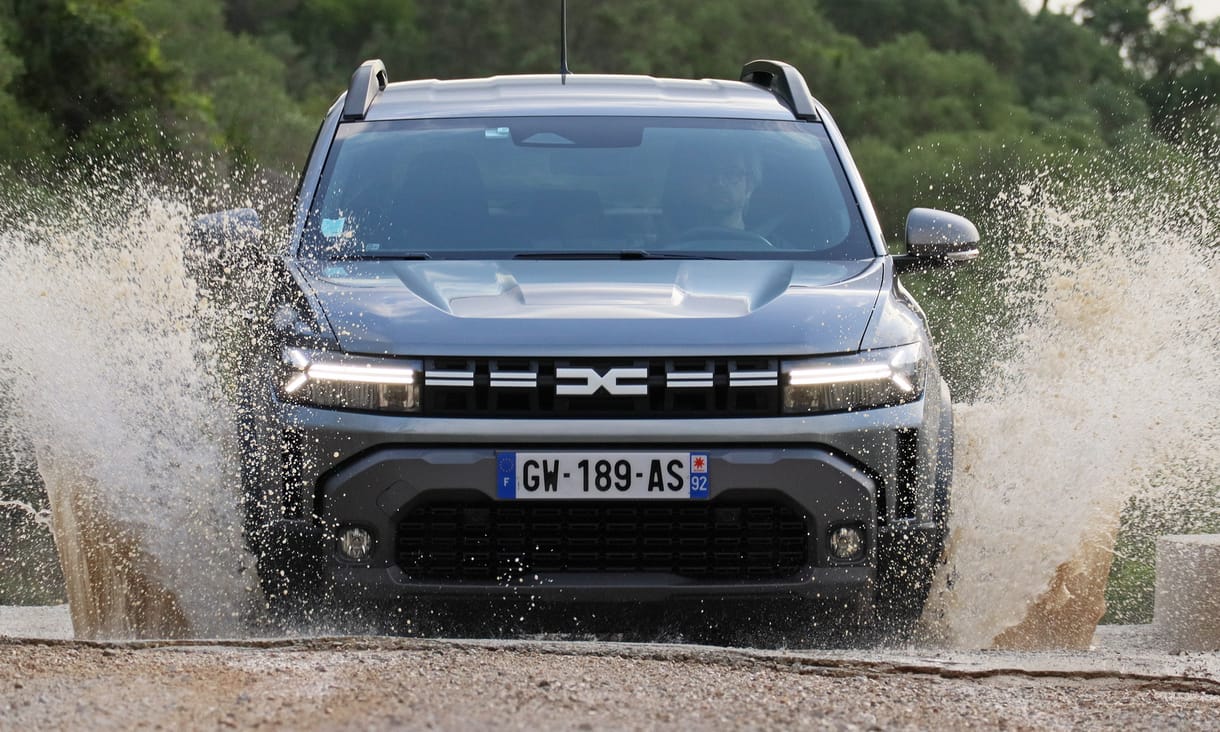 Akár egy Dacia is lehet az év autója jövőre