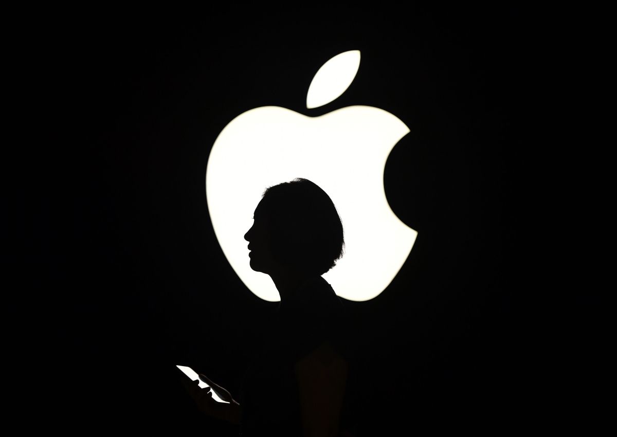 Külső segítséget kap az FBI egy iPhone feltöréséhez?