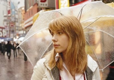 Rádiós, tükrös, muffos, csókálló: ilyen volt és lesz az esernyődivat